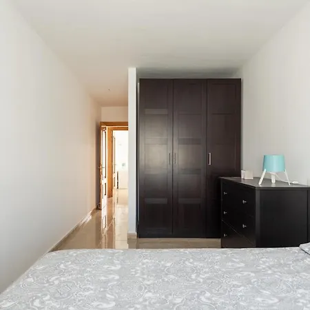Bright Spacious In The Center Of Arrecife, Fast Fiber Wifi 公寓 *