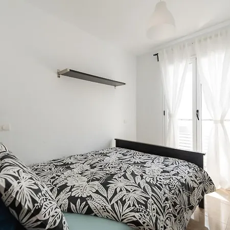 Bright Spacious In The Center Of Arrecife, Fast Fiber Wifi 公寓 *