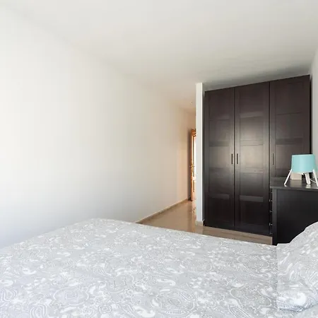 Bright Spacious In The Center Of Arrecife, Fast Fiber Wifi 公寓 *